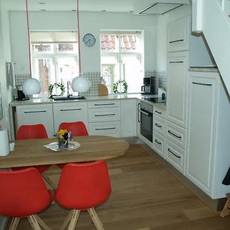 Holiday home Peder Dovns Slippe